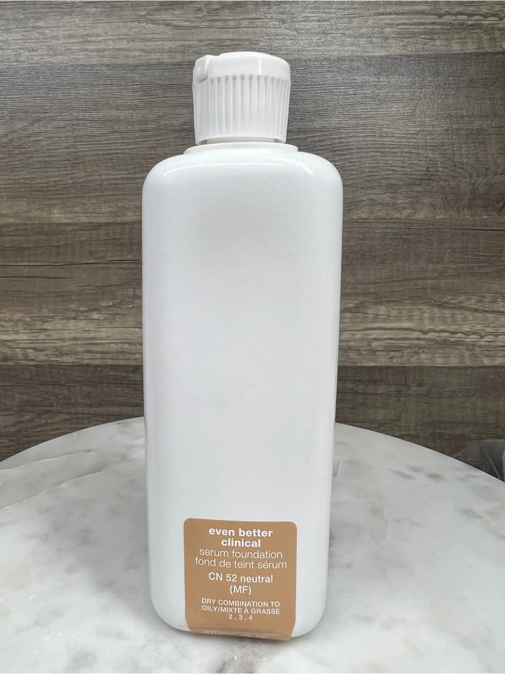 CLINIQUE Even Better Clinical Serum Foundation CN 52 Neutral - NEW